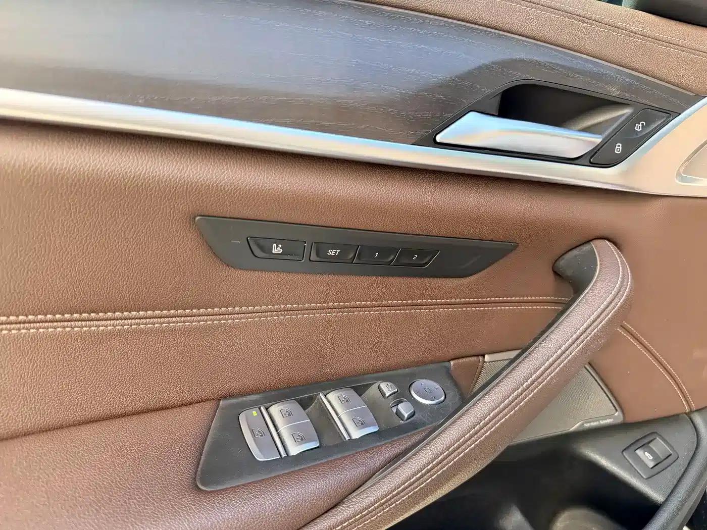 2021 BMW 5 Series Facelift 530Li Luxury M Sport Package — миниатюра 12