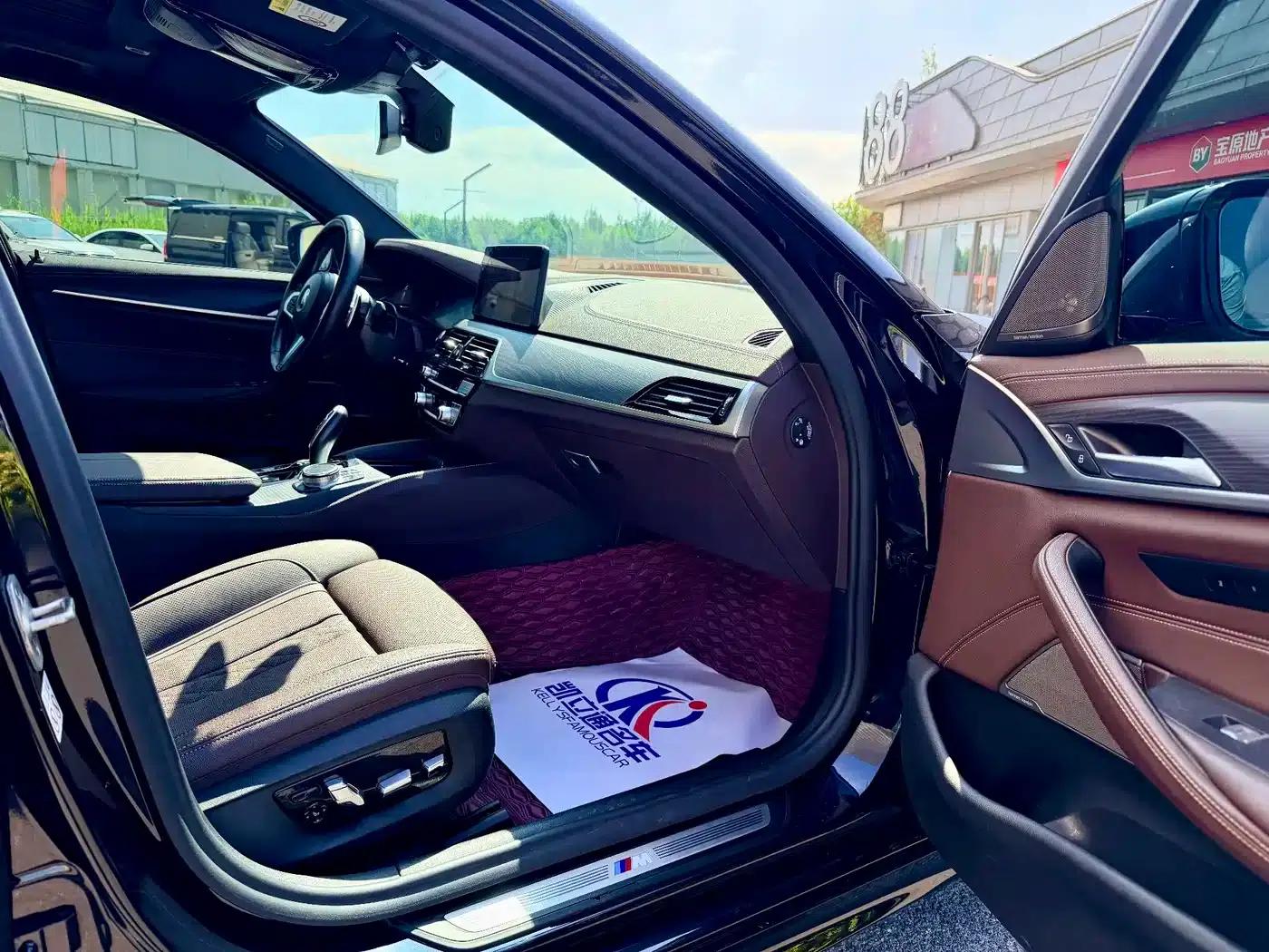 2021 BMW 5 Series Facelift 530Li Luxury M Sport Package — миниатюра 5