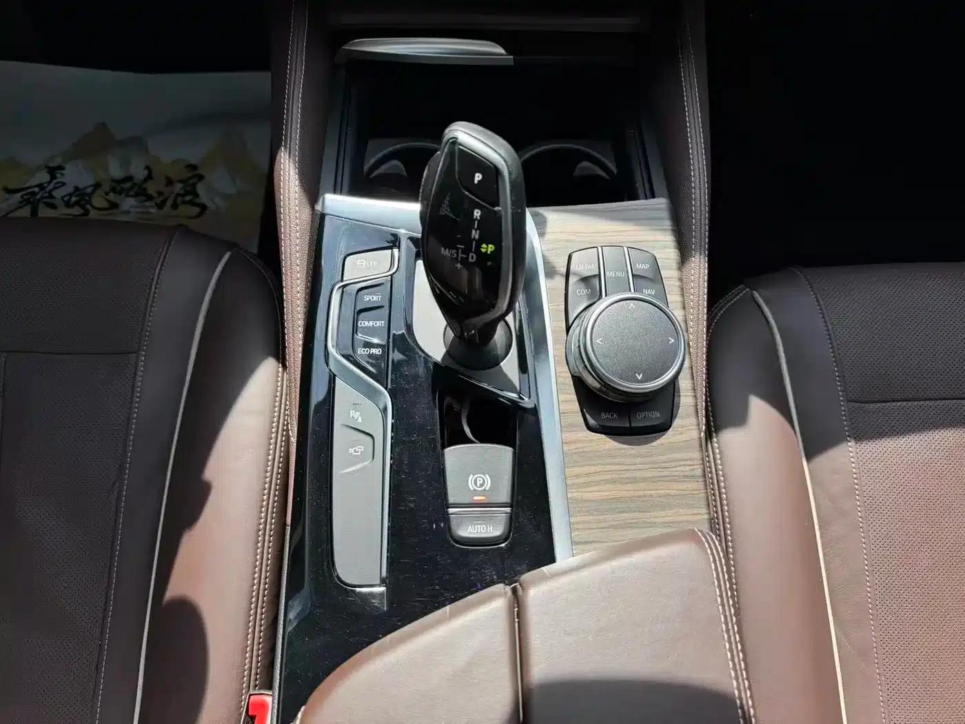 2018 BMW 5 Series Facelift 530Li Luxury Package — миниатюра 14