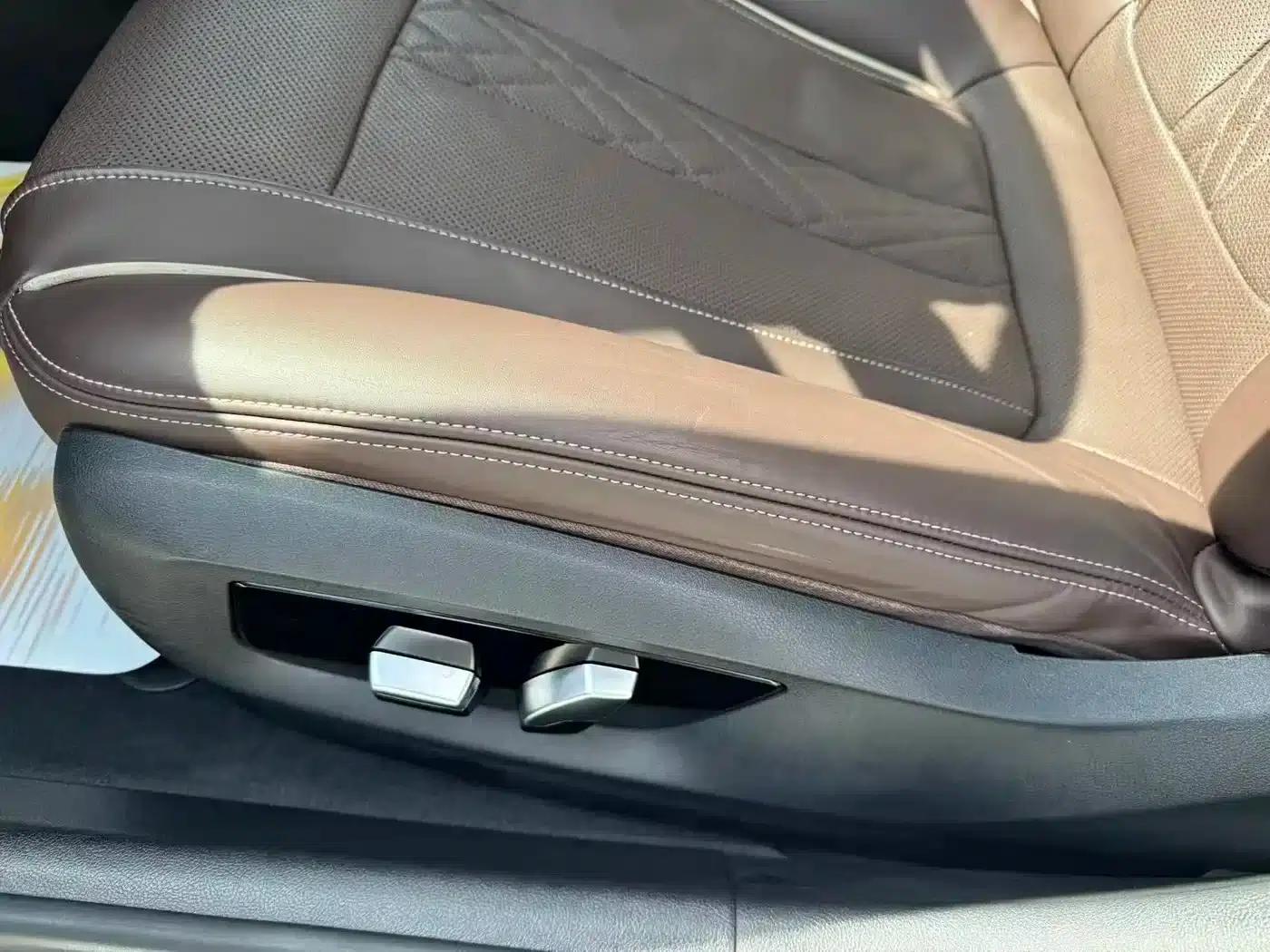 2018 BMW 5 Series Facelift 530Li Luxury Package — миниатюра 21