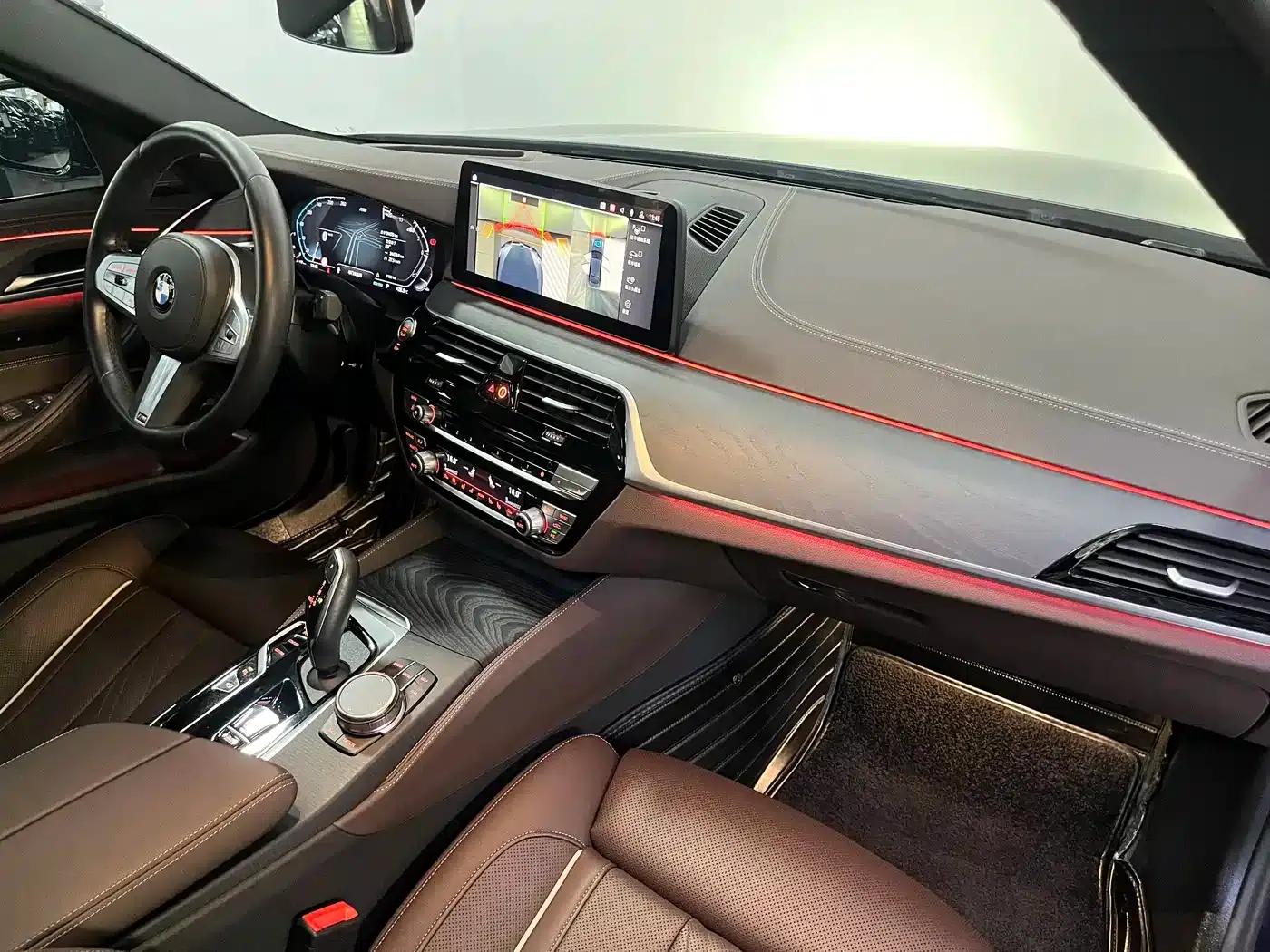 2023 BMW 5 Series 530Li Luxury M Sport Package — миниатюра 8