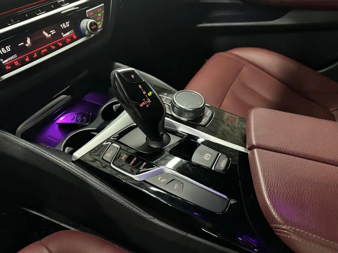 2018 BMW 5 Series Facelift 530Li Luxury M Sport Package — миниатюра 13