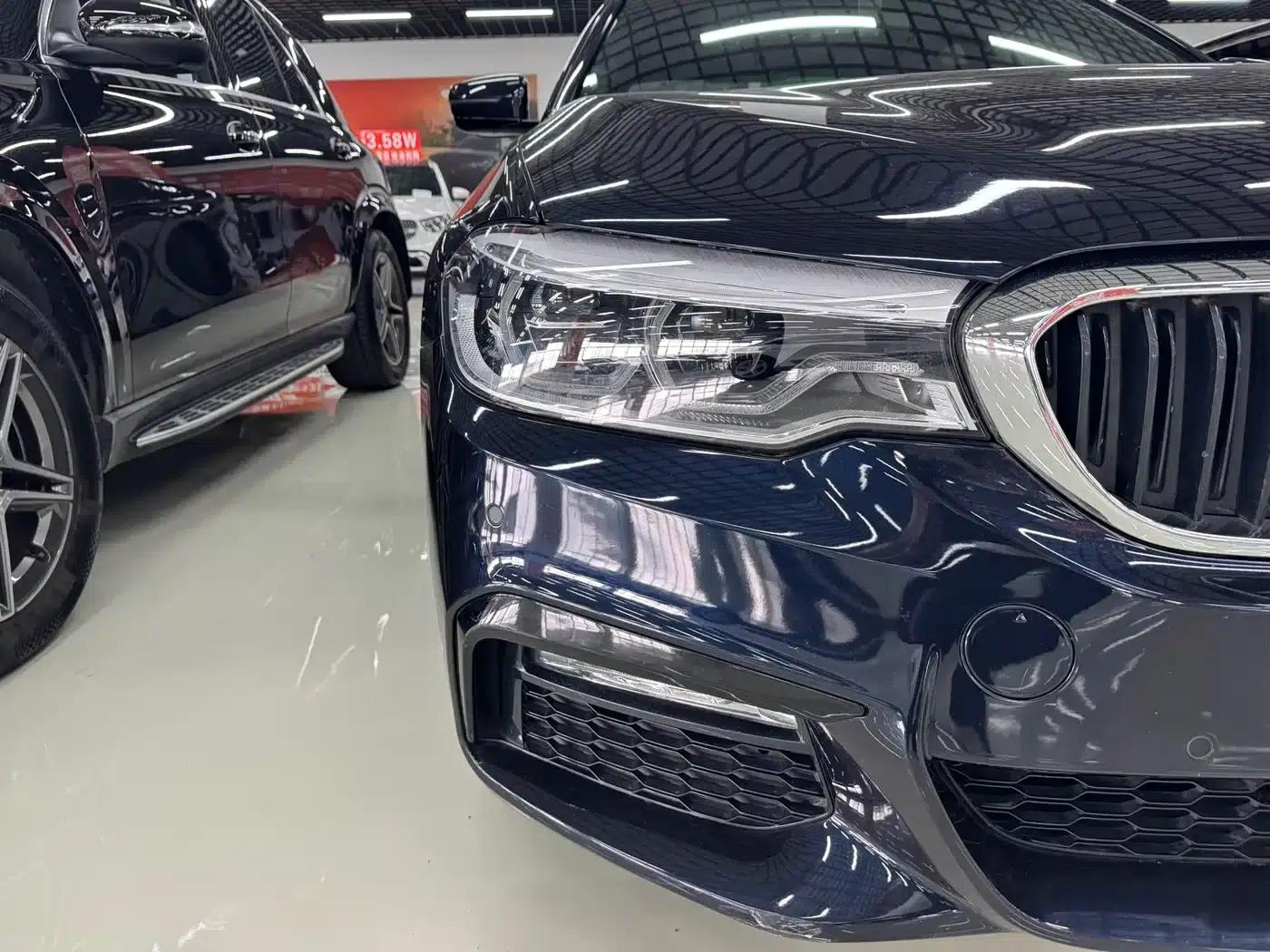 2018 BMW 5 Series Facelift 530Li Luxury M Sport Package — миниатюра 18