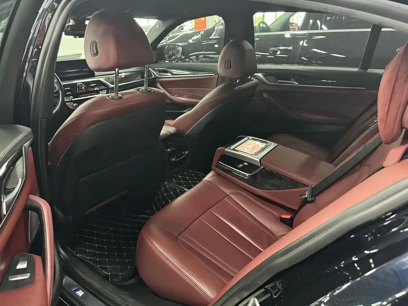 2018 BMW 5 Series Facelift 530Li Luxury M Sport Package — миниатюра 6