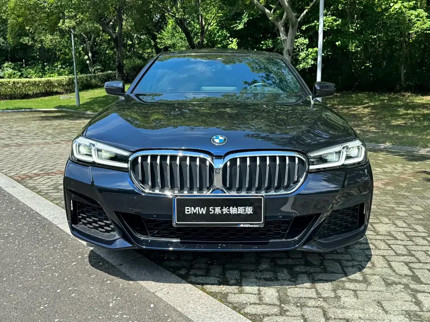 2023 BMW 5 Series 530Li Luxury M Sport Package — миниатюра 1