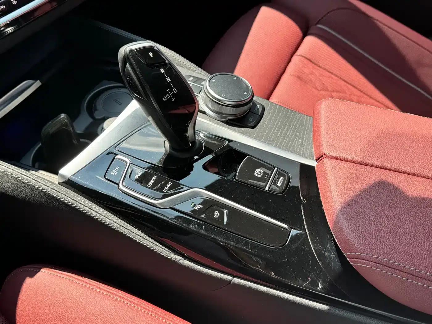 2023 BMW 5 Series 530Li Luxury M Sport Package — миниатюра 16