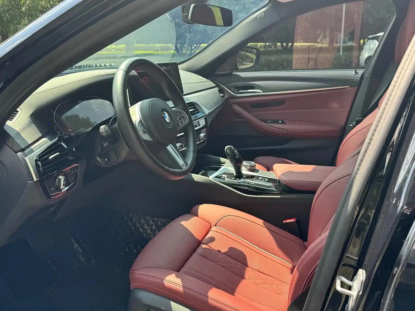 2023 BMW 5 Series 530Li Luxury M Sport Package — миниатюра 9
