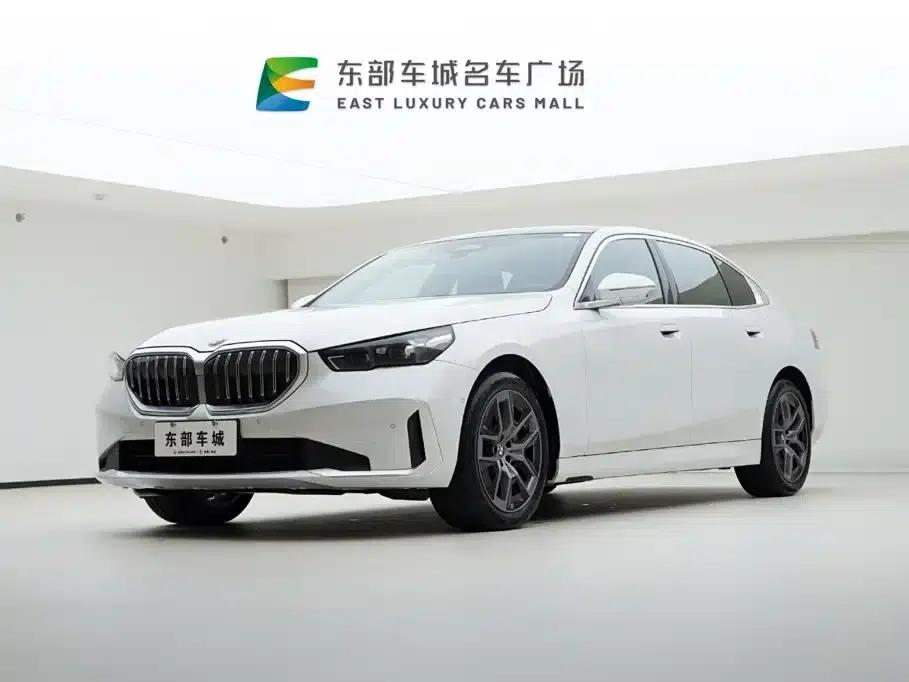 2024 BMW 5 Series 530Li Leading Luxury Package — миниатюра 1