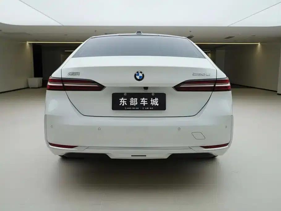 2024 BMW 5 Series 530Li Leading Luxury Package — миниатюра 5