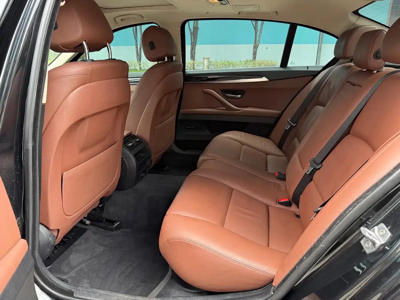BMW 5 Series 2017 525Li Leading Edition — миниатюра 8