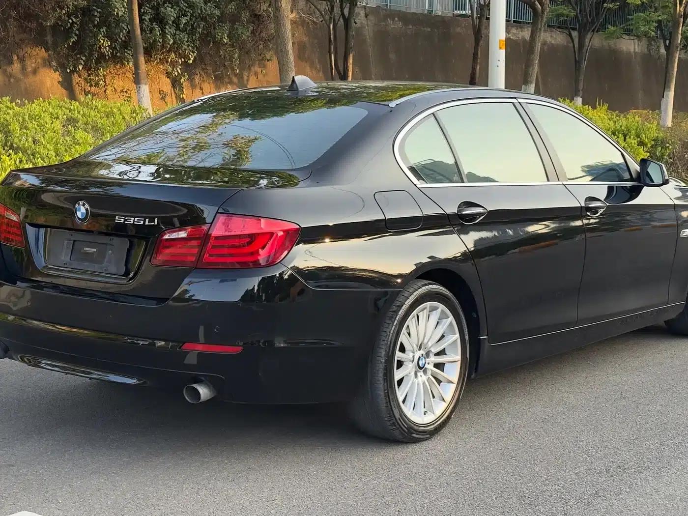 BMW 5 Series 2013 535Li Leading Edition — миниатюра 11