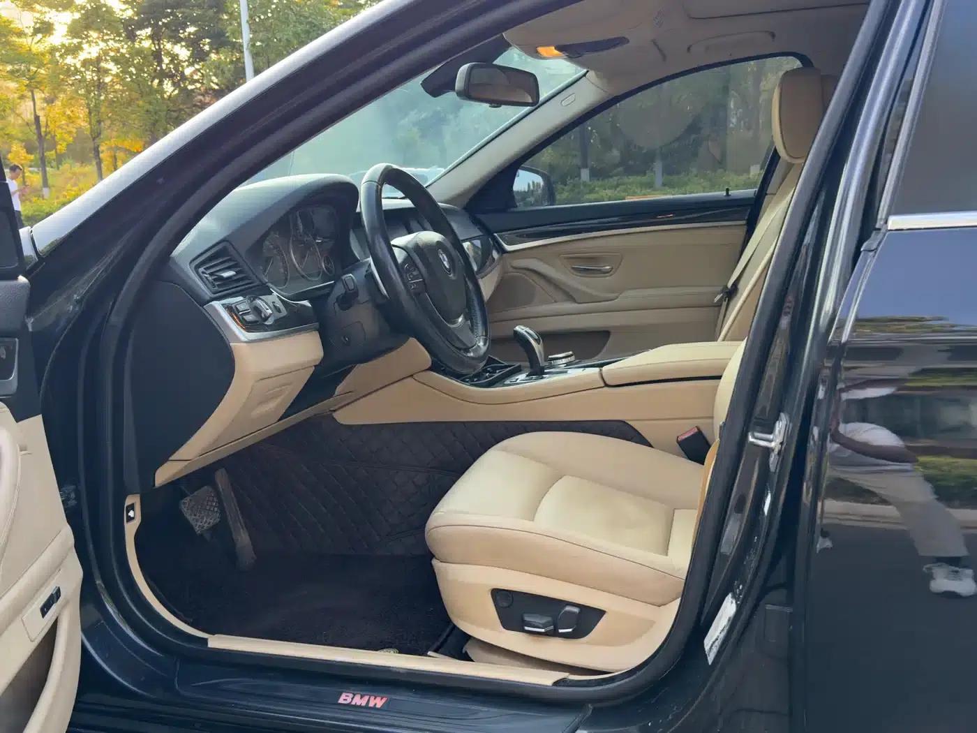 BMW 5 Series 2013 535Li Leading Edition — миниатюра 4