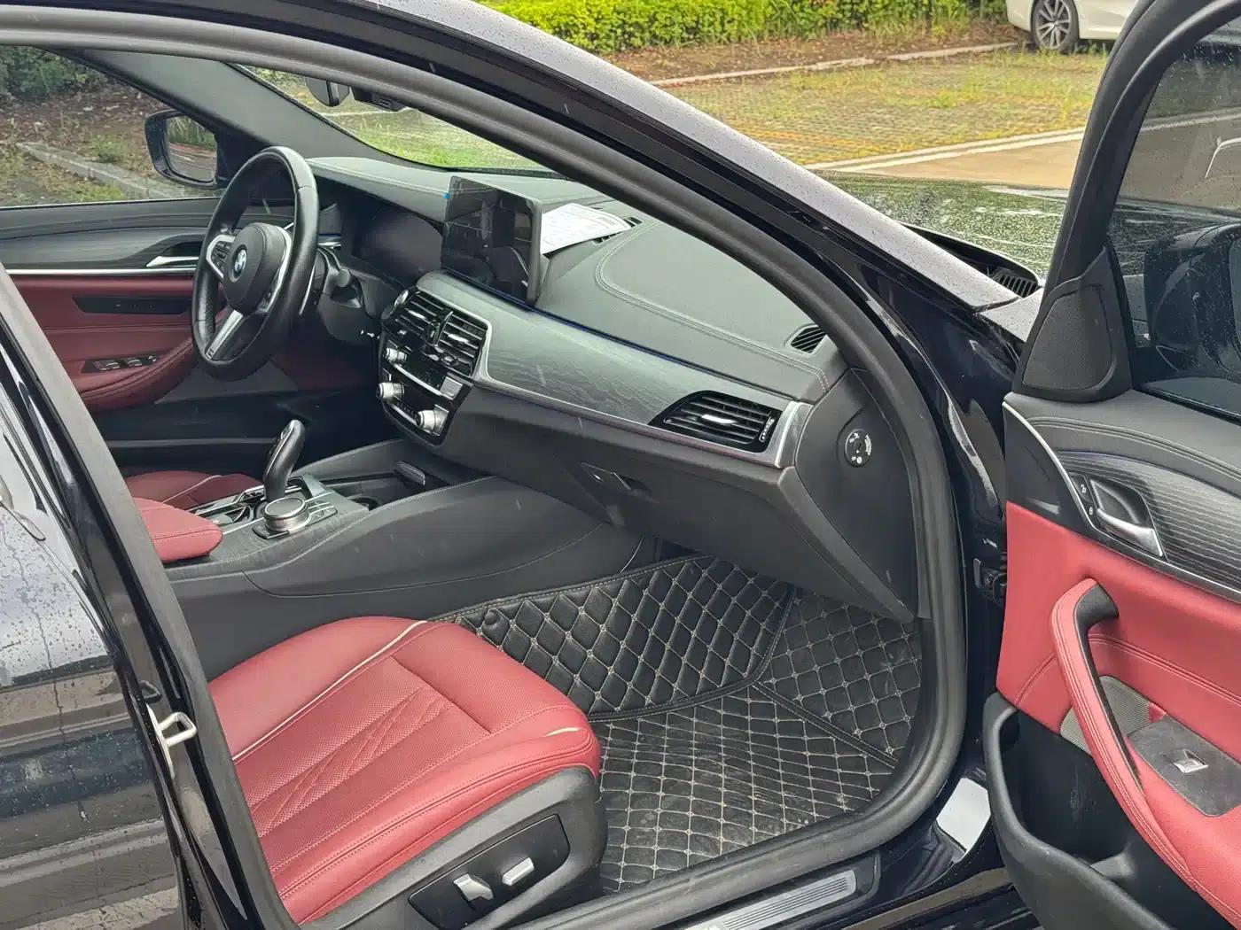 2021 BMW 5 Series Facelift 530Li Leading Edition M Sport Package — миниатюра 13