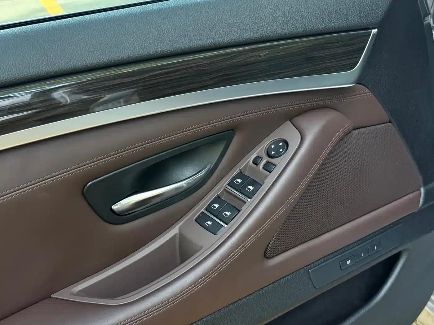 2017 BMW 5 Series 525Li Luxury Design Package — миниатюра 15