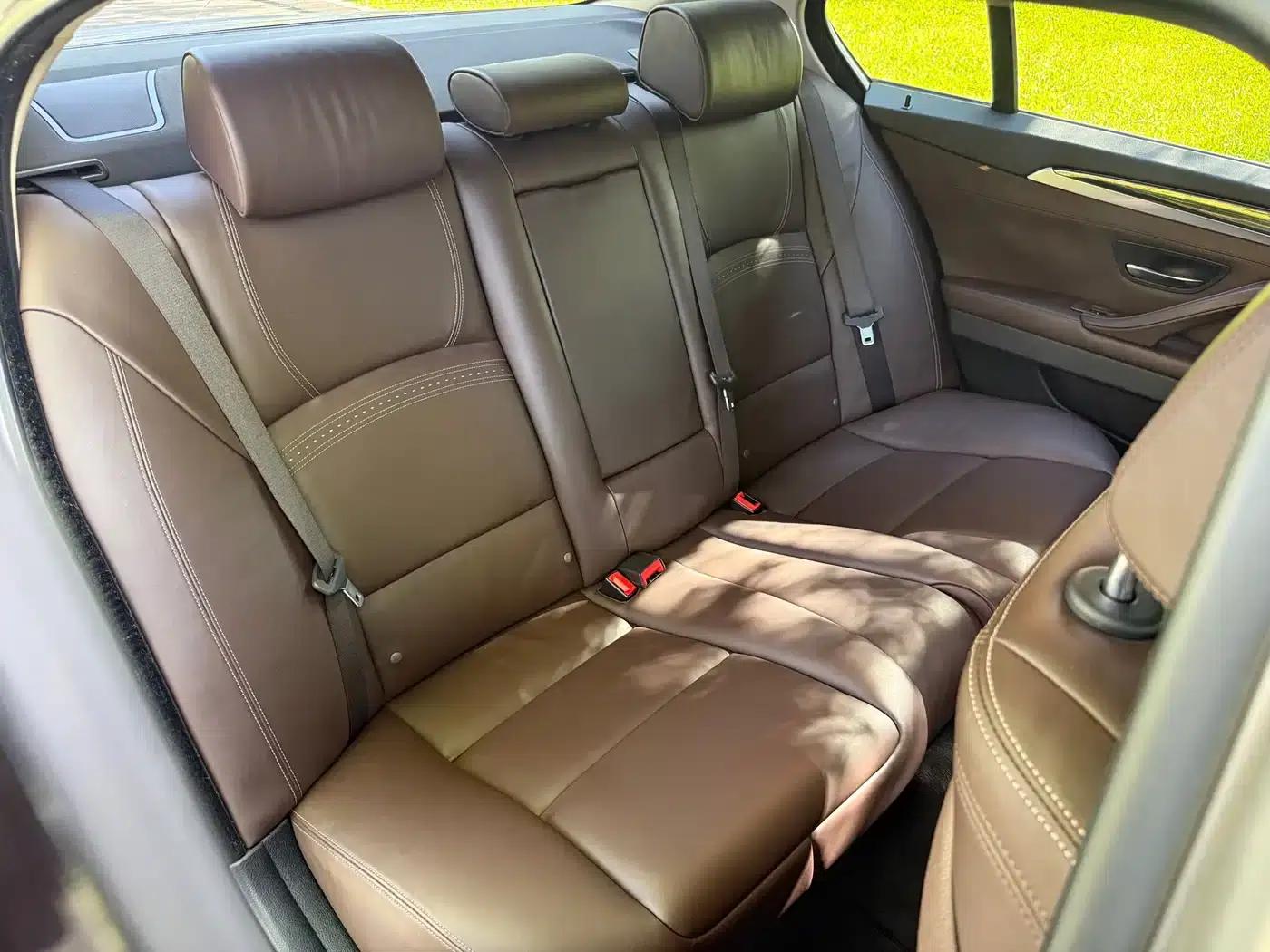 2017 BMW 5 Series 525Li Luxury Design Package — миниатюра 30