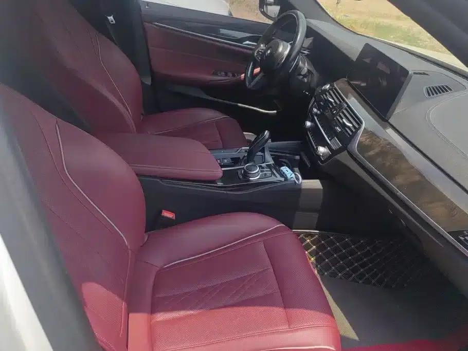 2022 BMW 5 Series 530Li Leading Edition M Sport Package — миниатюра 8