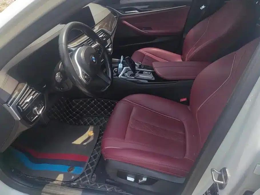 2022 BMW 5 Series 530Li Leading Edition M Sport Package — миниатюра 9