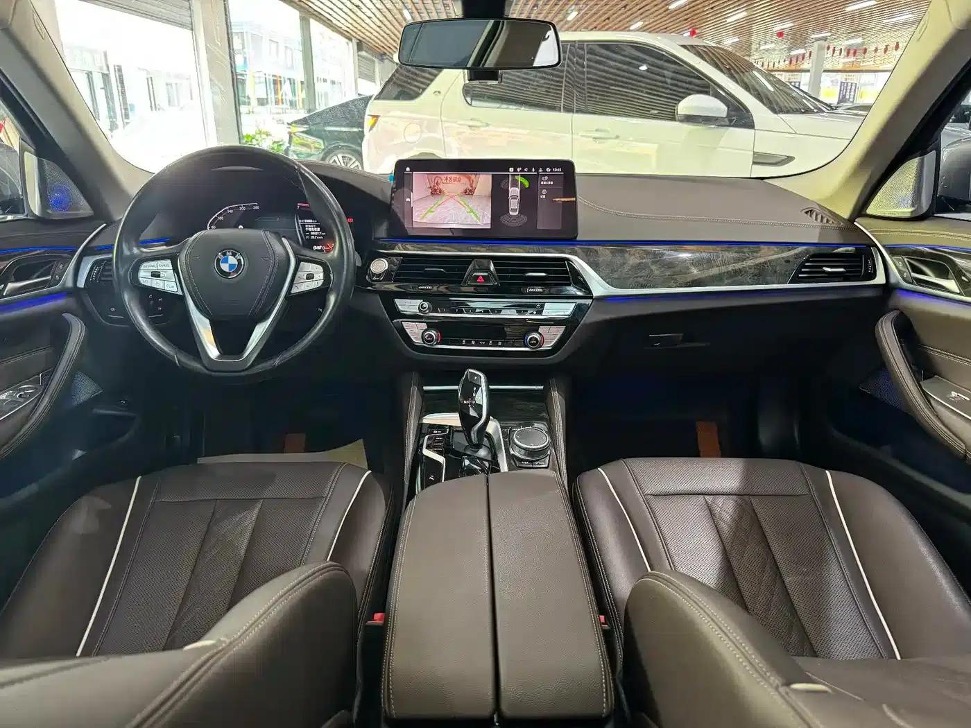 2021 BMW 5 Series Facelift 525Li M Sport Package — миниатюра 16