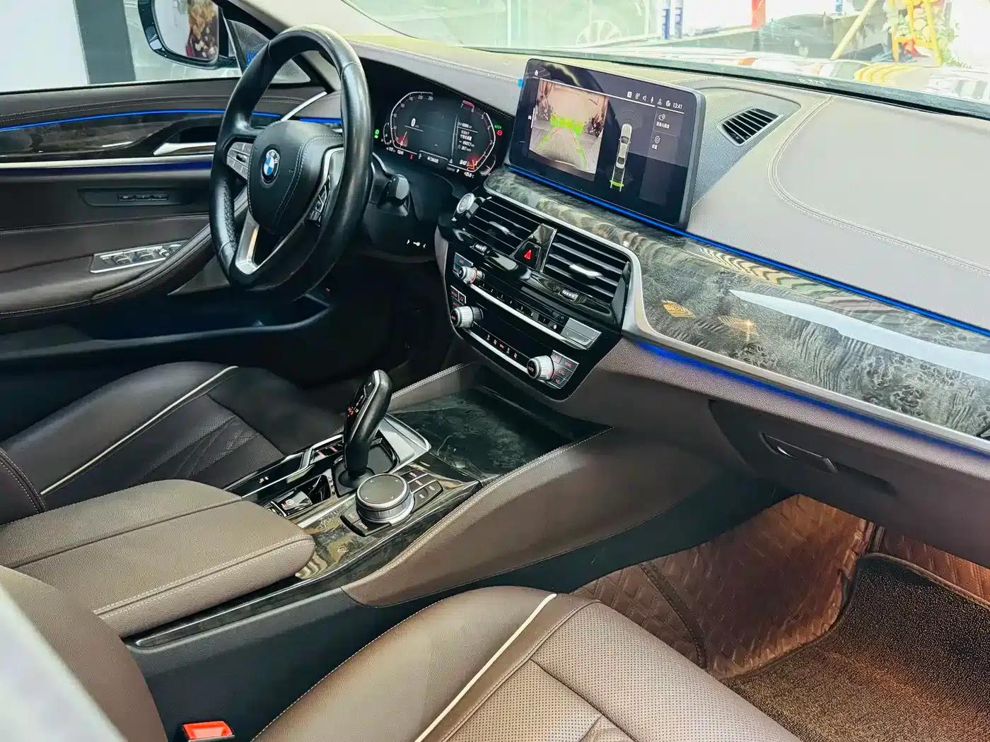 2021 BMW 5 Series Facelift 525Li M Sport Package — миниатюра 9
