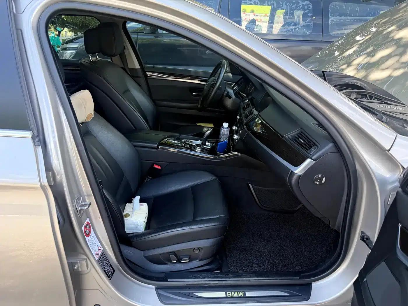 BMW 5 Series 2013 530Li Leading Edition — миниатюра 9