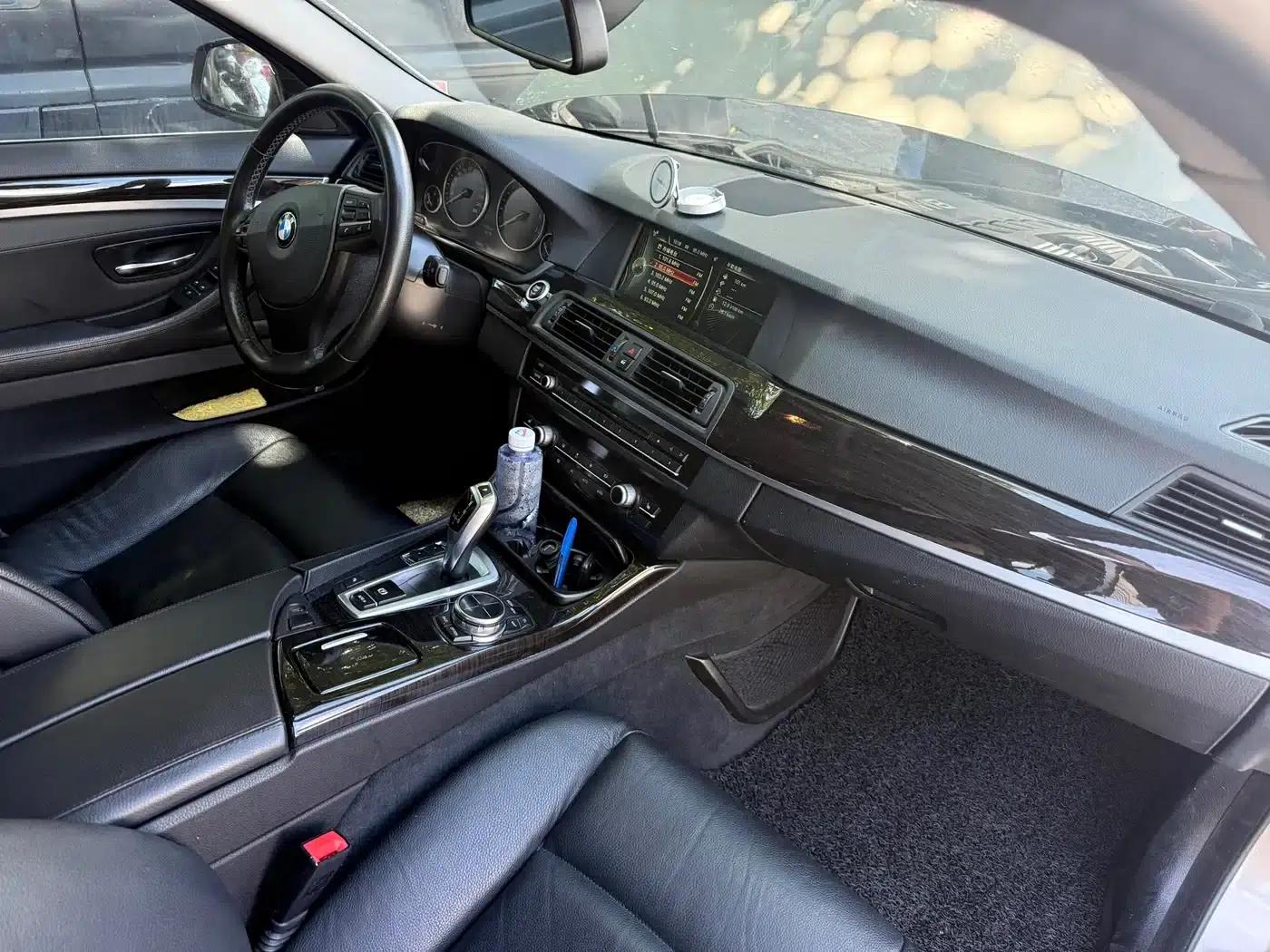 BMW 5 Series 2013 530Li Leading Edition — миниатюра 10