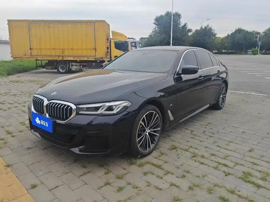 2023 BMW 5 Series Facelift 530Li Leading Edition M Sport Package — миниатюра 1