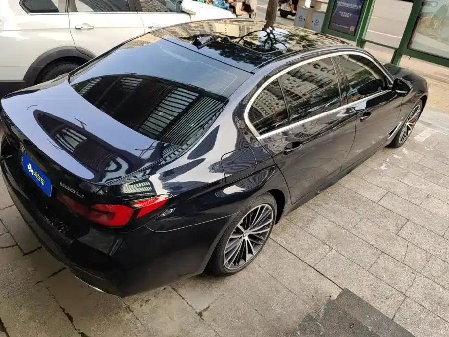 2023 BMW 5 Series Facelift 530Li Leading Edition M Sport Package — миниатюра 3