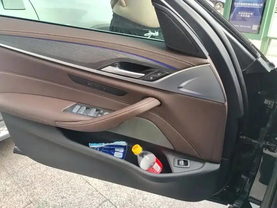 2023 BMW 5 Series Facelift 530Li Leading Edition M Sport Package — миниатюра 7