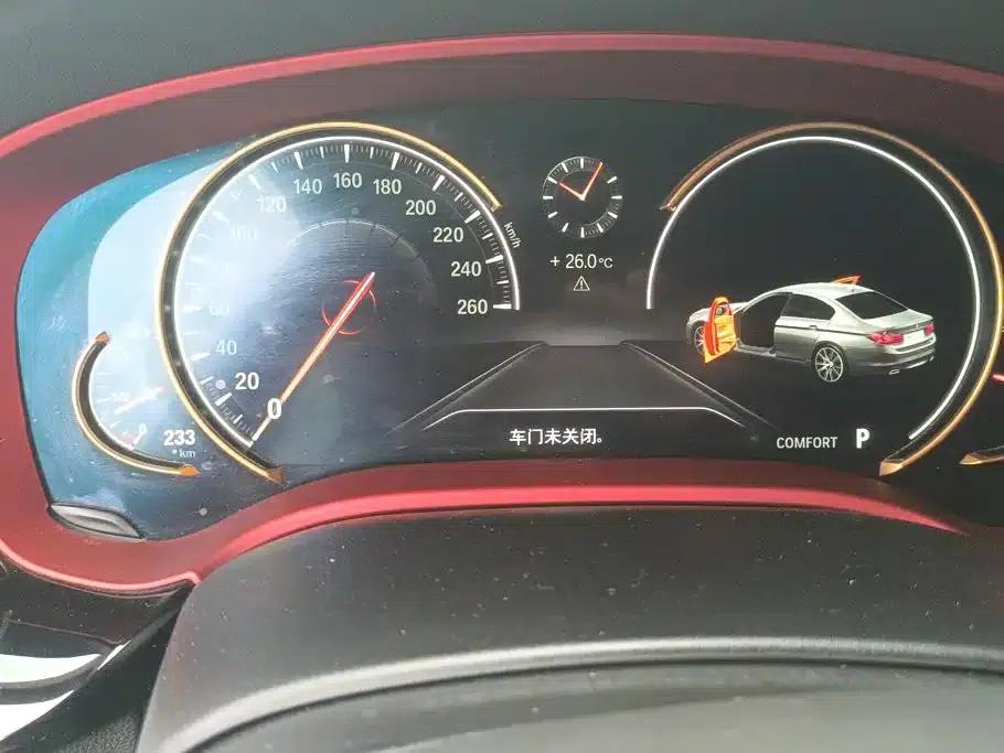 2018 BMW 5 Series 530Li xDrive M Sport Package — миниатюра 14