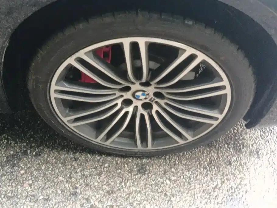 2018 BMW 5 Series 530Li xDrive M Sport Package — миниатюра 6