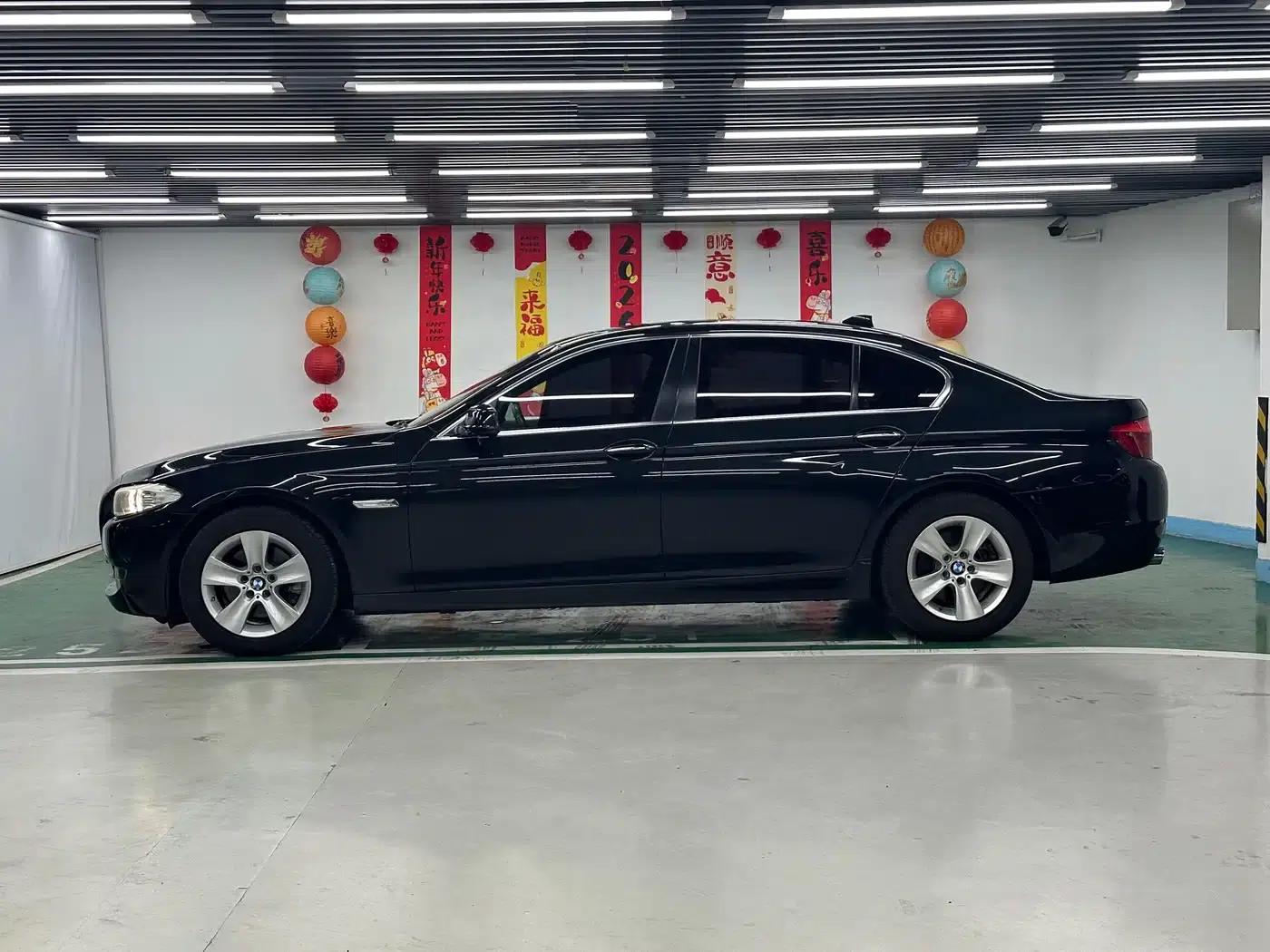 2011 BMW 5 Series 528Li Luxury — миниатюра 4