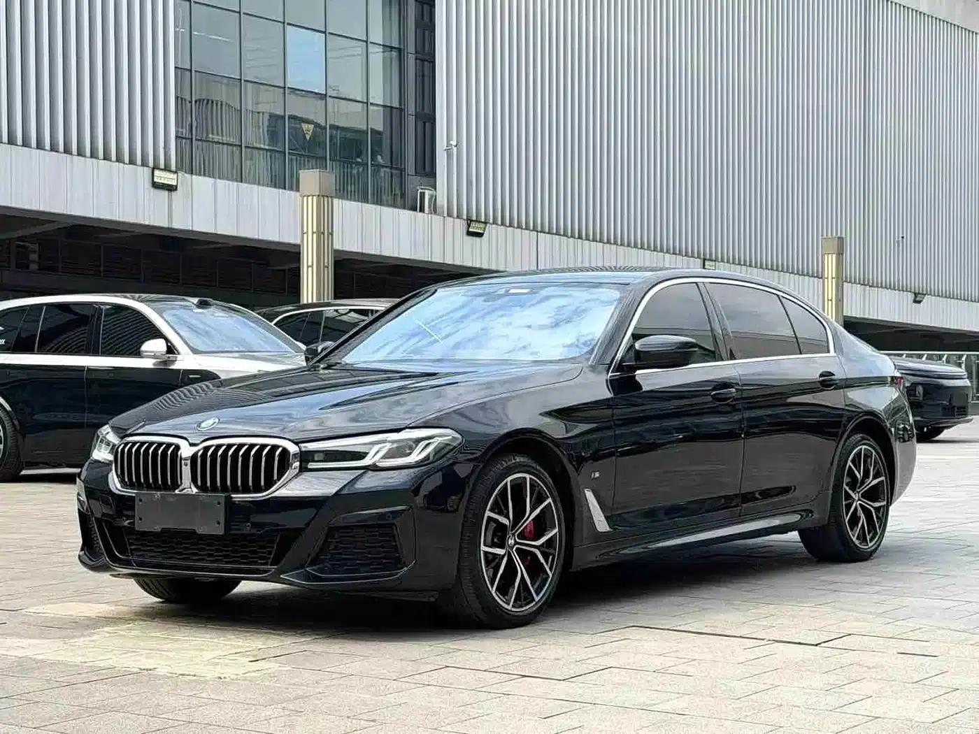 2023 BMW 5 Series 530Li Luxury M Sport Package — миниатюра 1