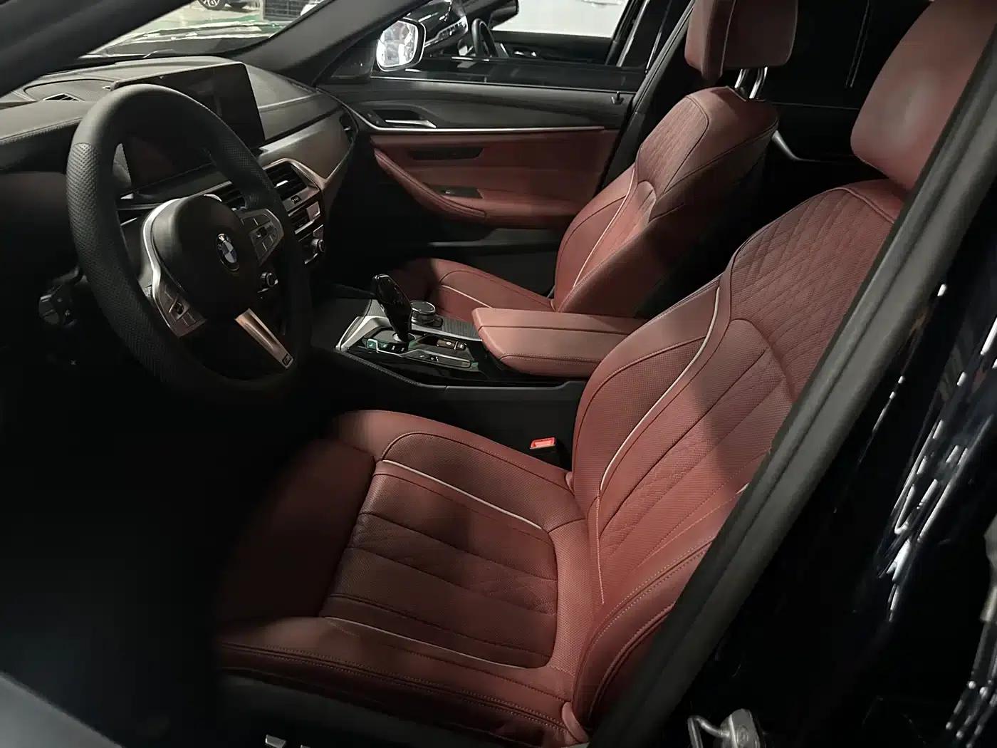 2023 BMW 5 Series 530Li Luxury M Sport Package — миниатюра 10