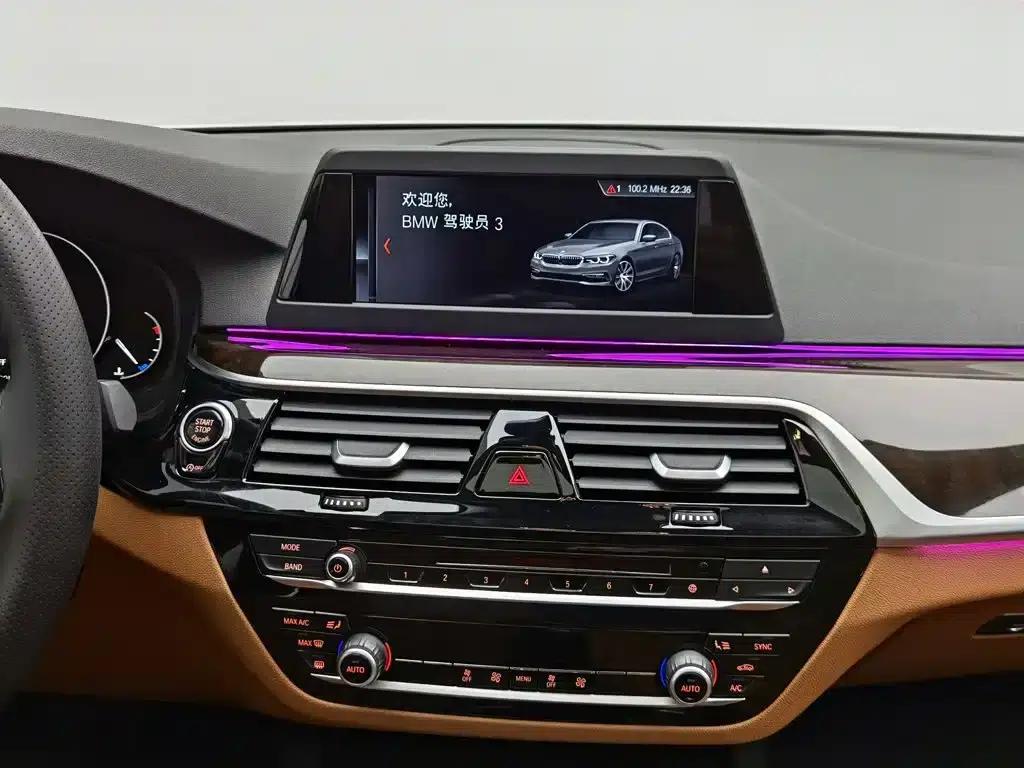 BMW 5 Series 2018 528Li Launch Special Edition — миниатюра 12