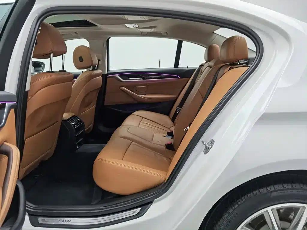 BMW 5 Series 2018 528Li Launch Special Edition — миниатюра 15