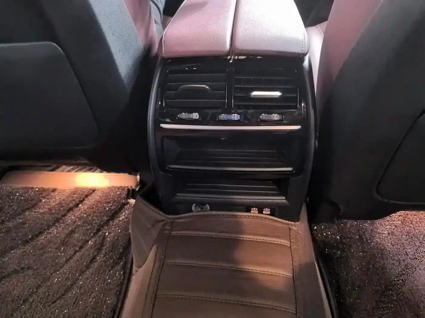 2023 BMW 5 Series 530Li Leading Edition M Sport Package — миниатюра 12