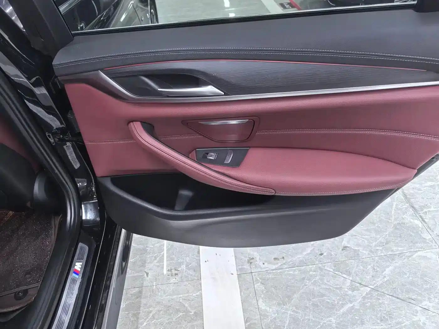 2023 BMW 5 Series 530Li Leading Edition M Sport Package — миниатюра 8