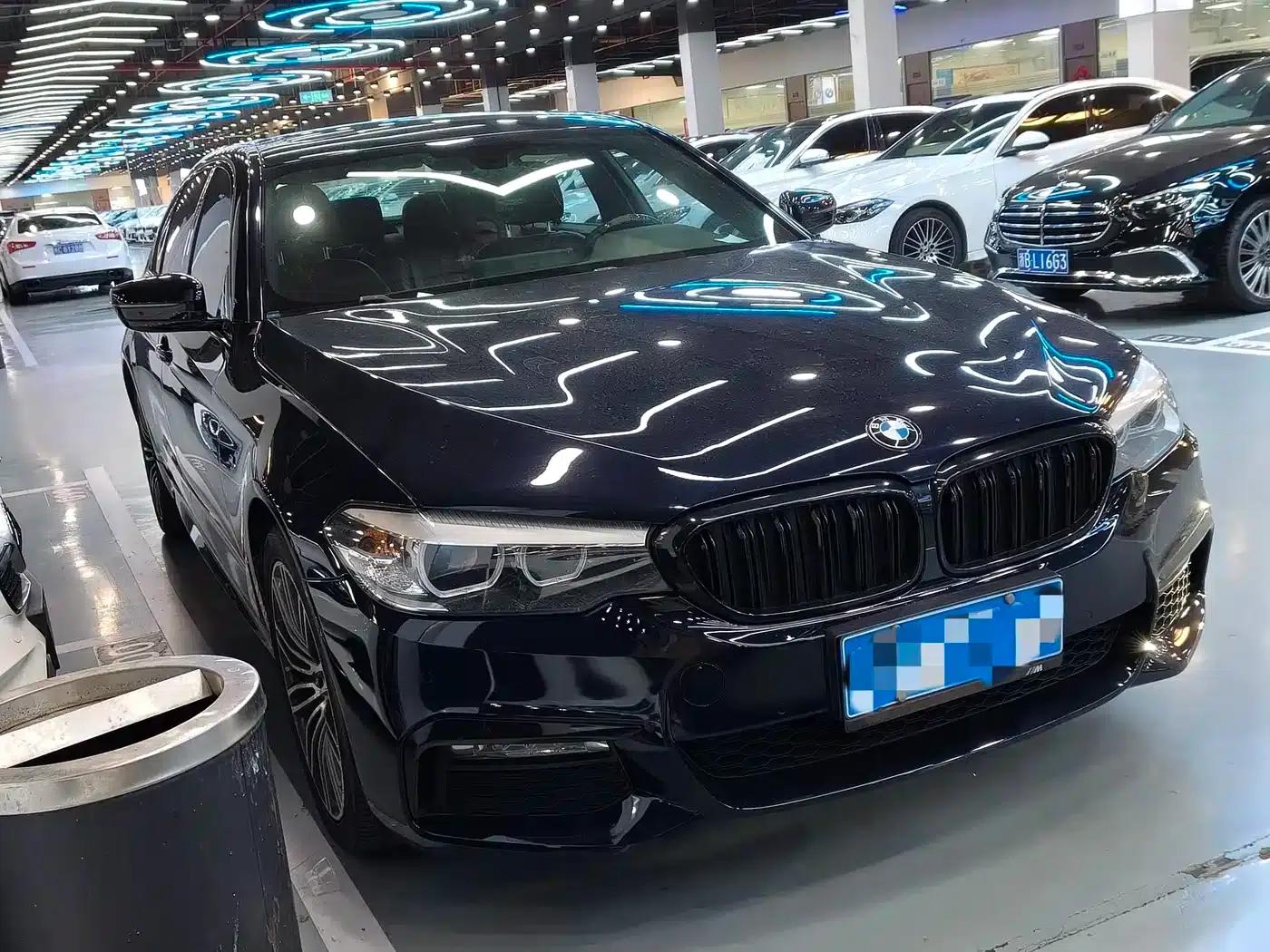 2018 BMW 5 Series Facelift 530Li Leading Edition M Sport Package — миниатюра 2