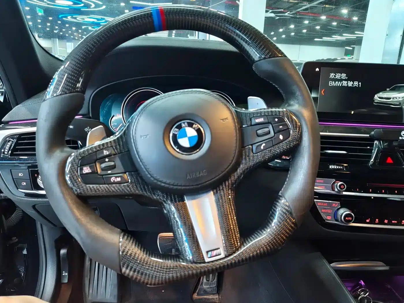 2018 BMW 5 Series Facelift 530Li Leading Edition M Sport Package — миниатюра 12