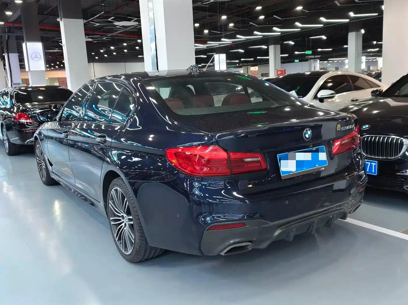 2018 BMW 5 Series Facelift 530Li Leading Edition M Sport Package — миниатюра 14