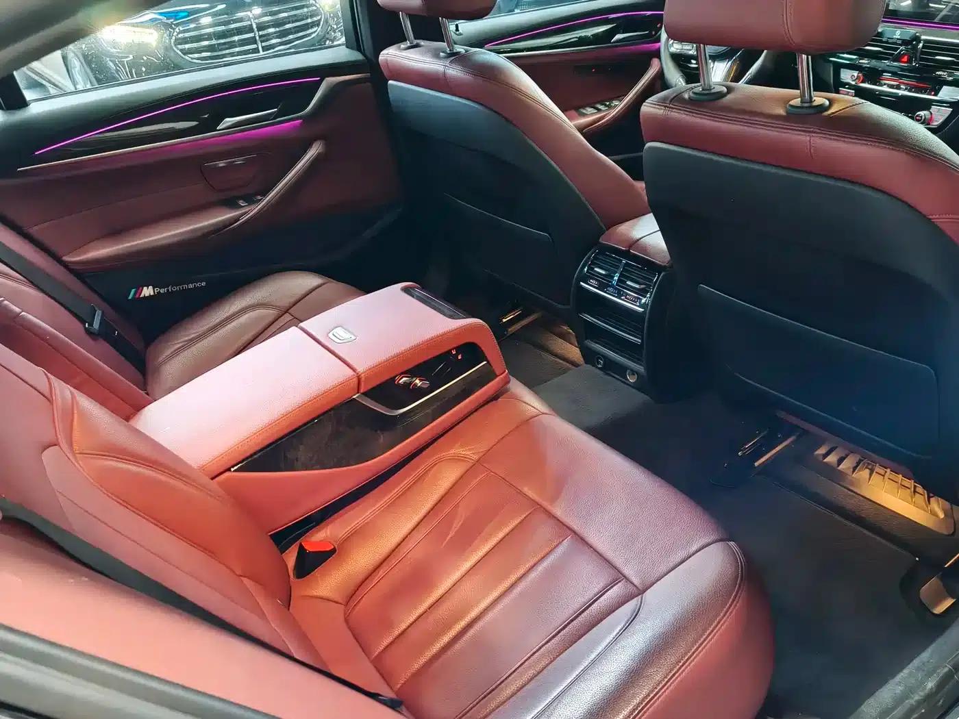 2018 BMW 5 Series Facelift 530Li Leading Edition M Sport Package — миниатюра 4