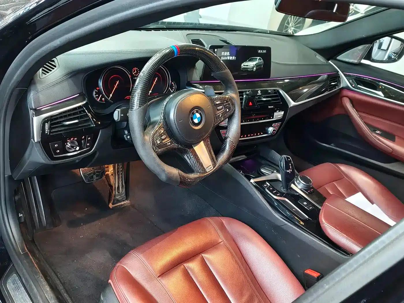 2018 BMW 5 Series Facelift 530Li Leading Edition M Sport Package — миниатюра 8