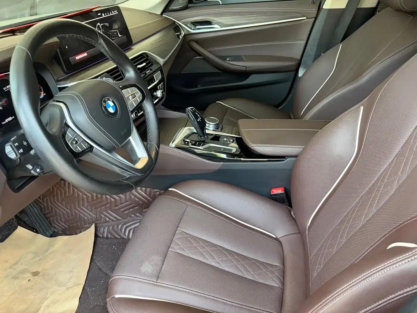2022 BMW 5 Series 530Li Leading Edition M Sport Package — миниатюра 4