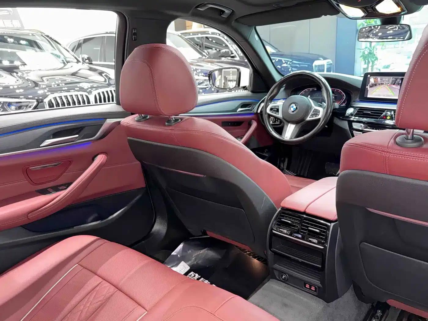 2021 BMW 5 Series 530Li Leading Edition M Sport Package — миниатюра 4