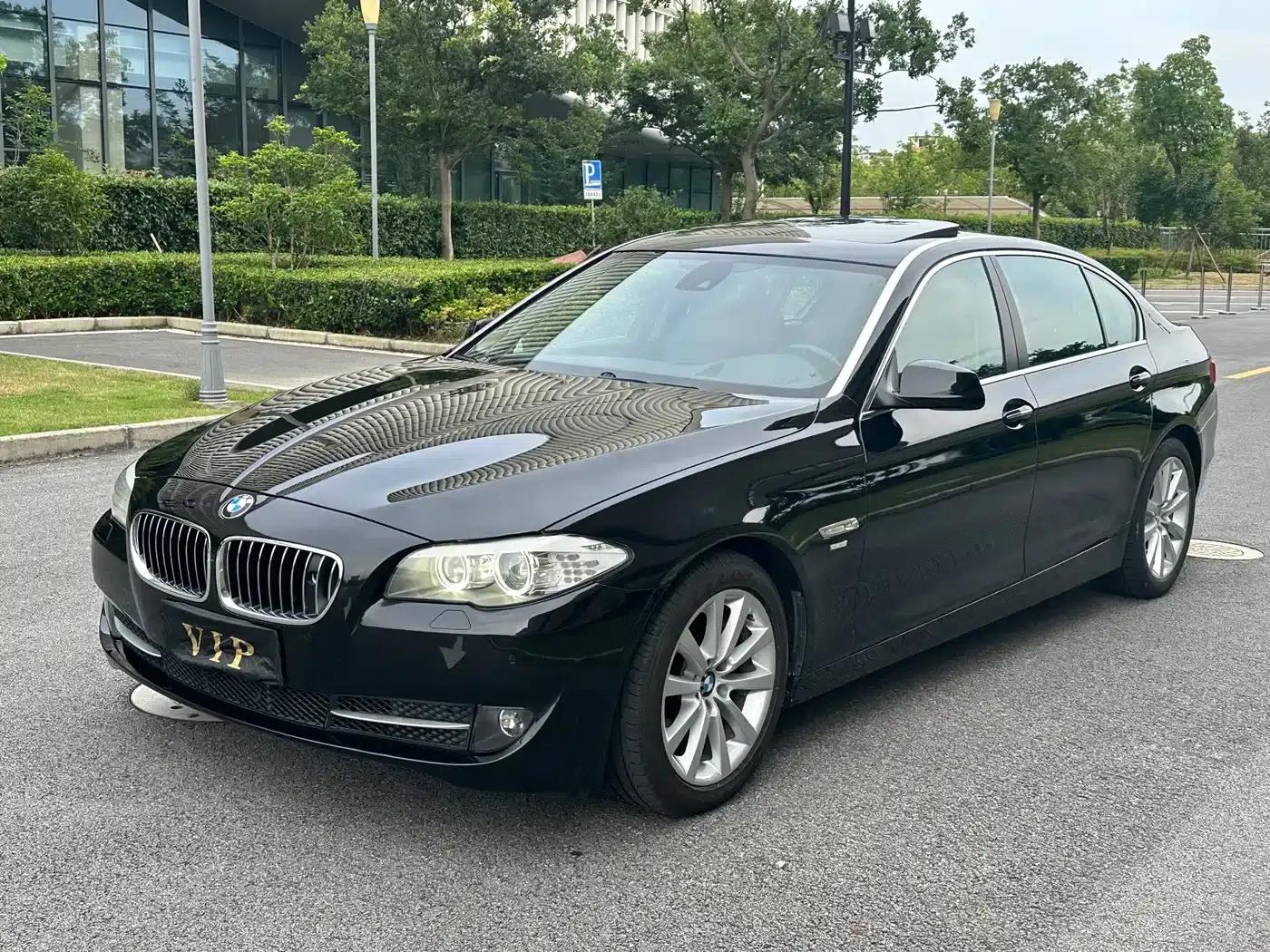 2011 BMW 5 Series 535Li Executive Edition — миниатюра 1