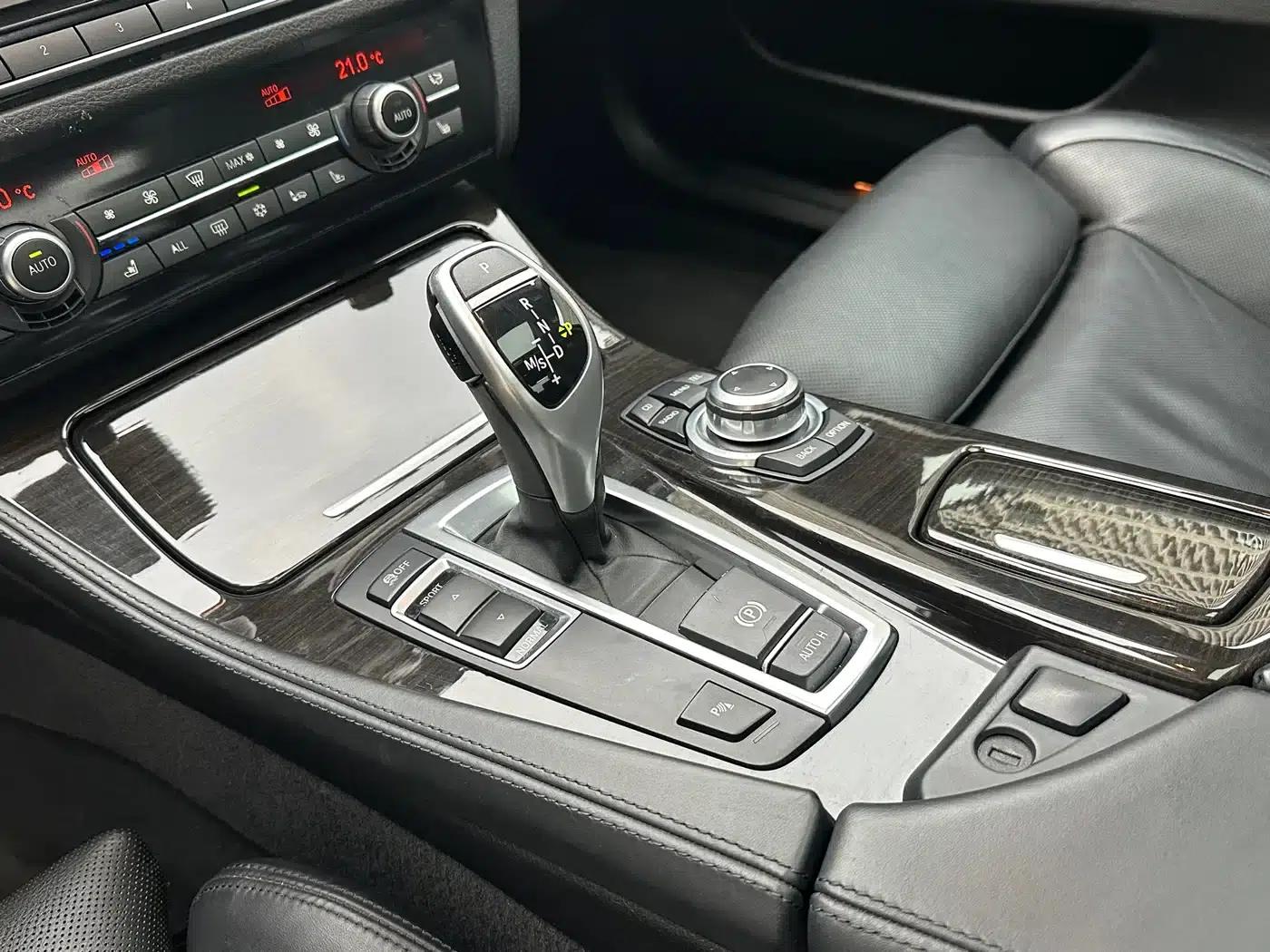2011 BMW 5 Series 535Li Executive Edition — миниатюра 18