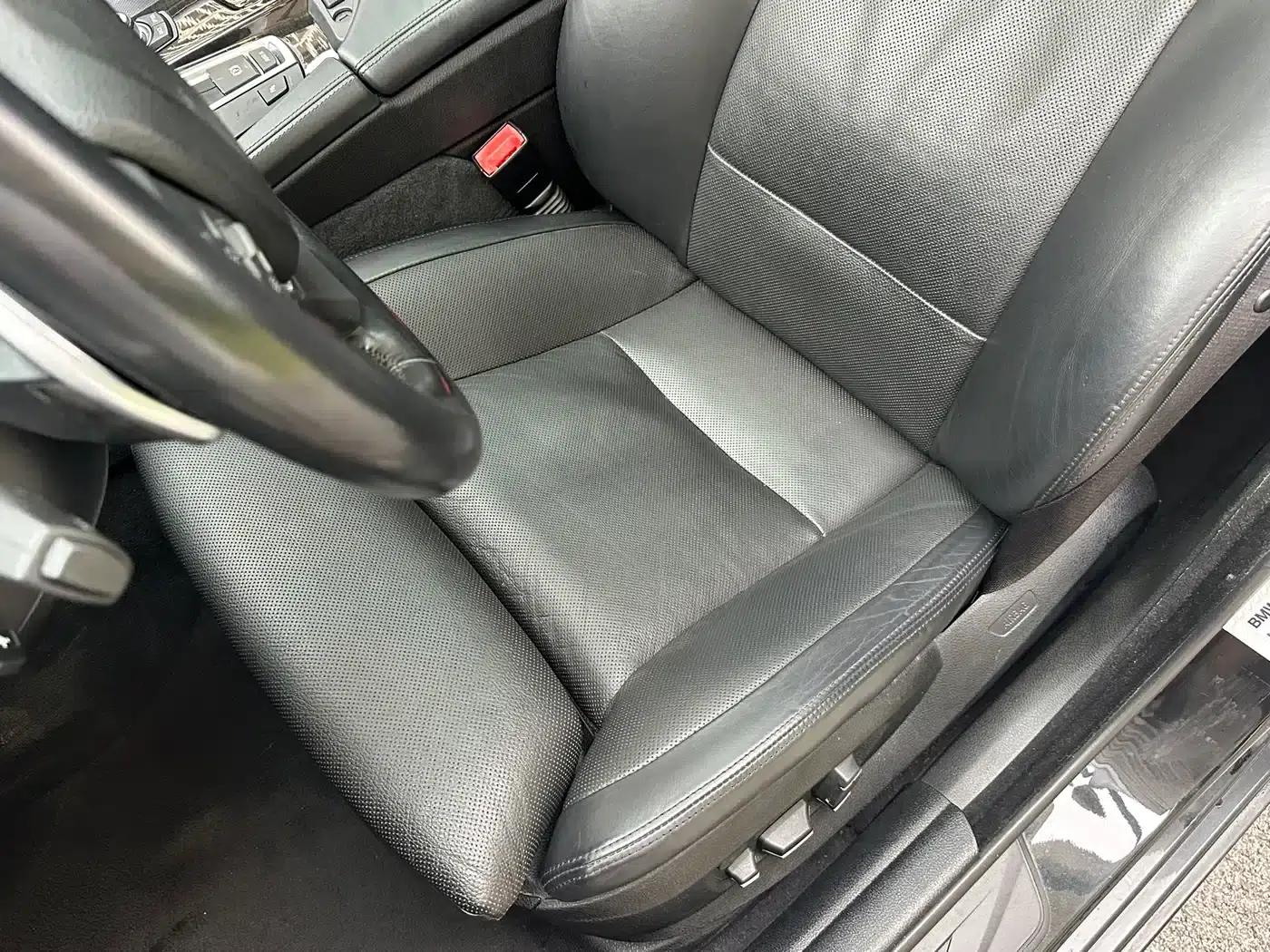 2011 BMW 5 Series 535Li Executive Edition — миниатюра 19