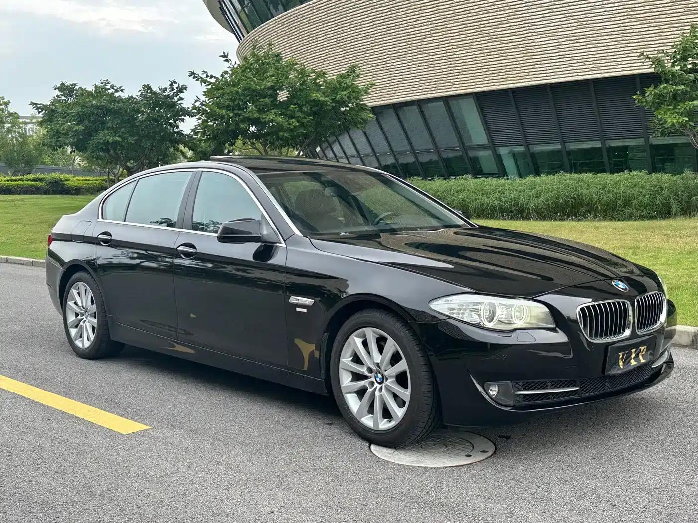 2011 BMW 5 Series 535Li Executive Edition — миниатюра 3