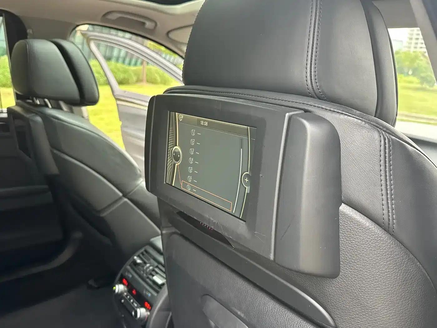2011 BMW 5 Series 535Li Executive Edition — миниатюра 23