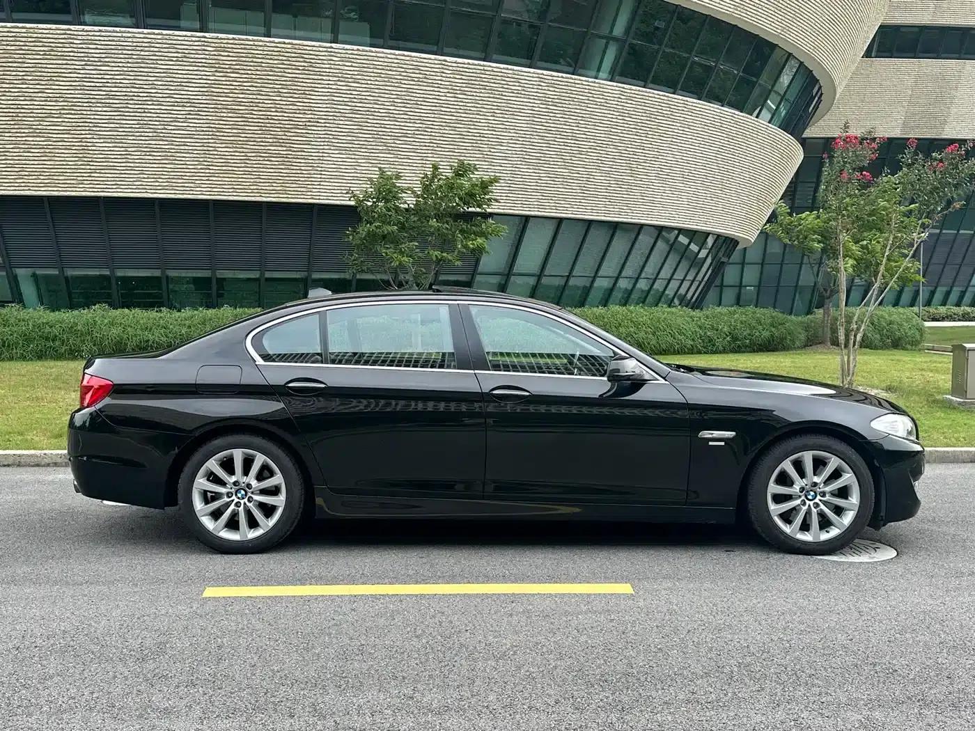 2011 BMW 5 Series 535Li Executive Edition — миниатюра 7